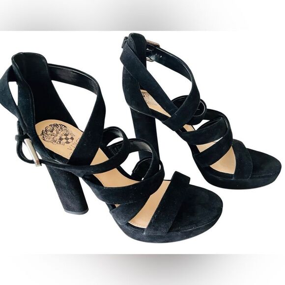 NWOT Vince Camuto Catyna Platform
Black Dress Sandal size 8. - Picture 6 of 8